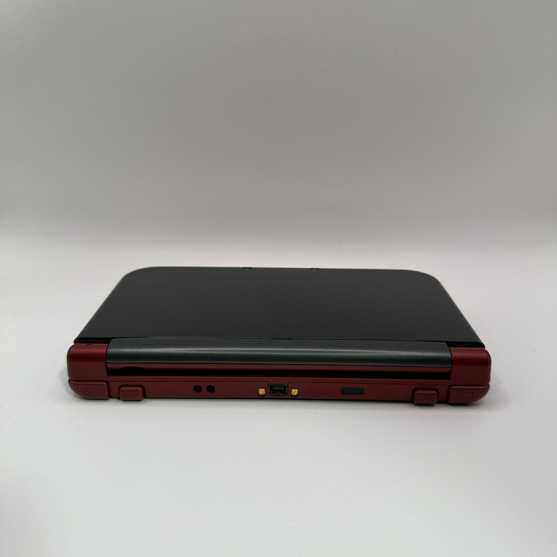 New Nintendo 3DS XL in Rot/Grau, Dual-IPS, Zustand S+ – Produktfoto 6