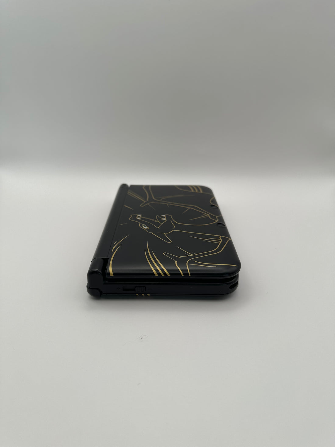 Nintendo 3DS XL - Schwarz, Glurak Design