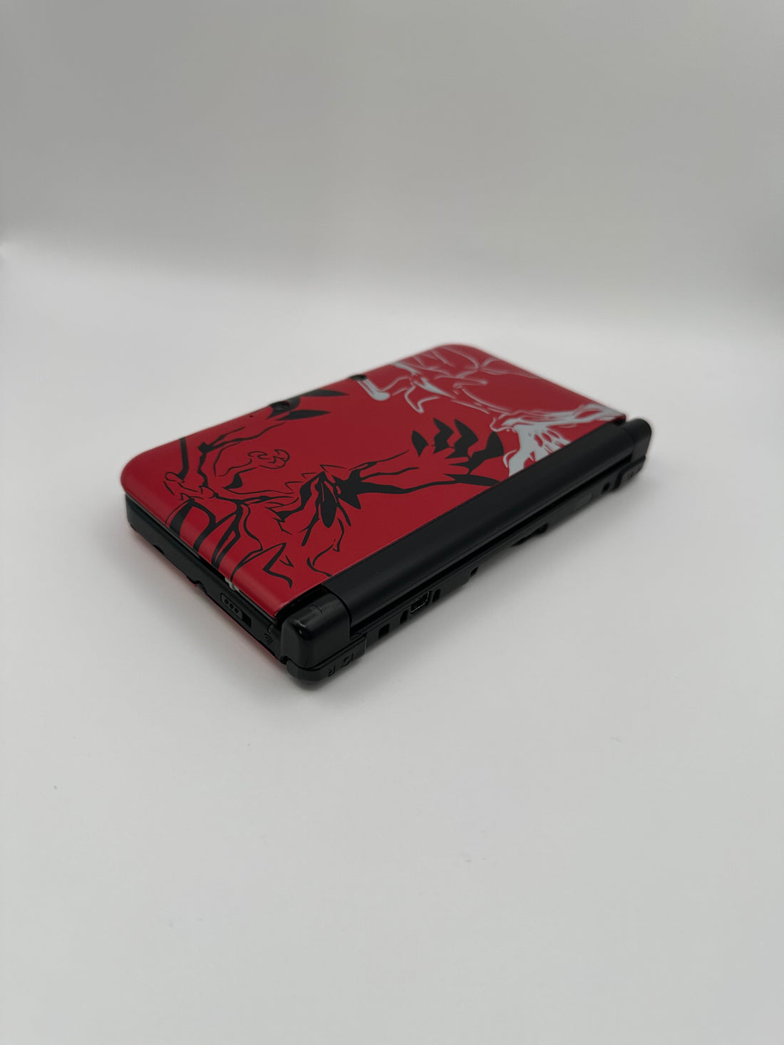 Nintendo 3DS XL - Rot, Yveltal Design