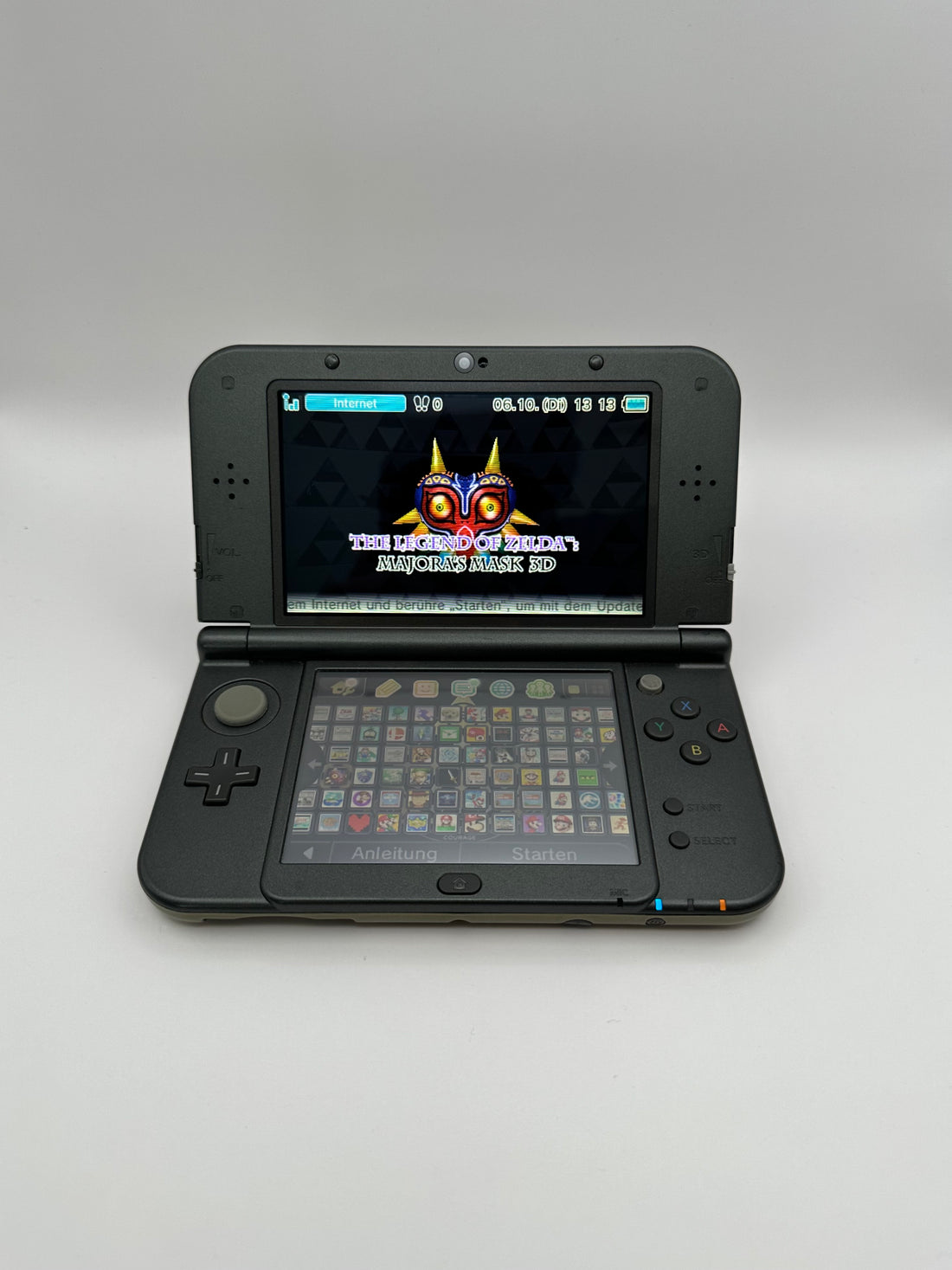 New Nintendo 3DS XL im Majora's Mask Design in Gold mit IPS-Display, Zustand S – Produktfoto 2