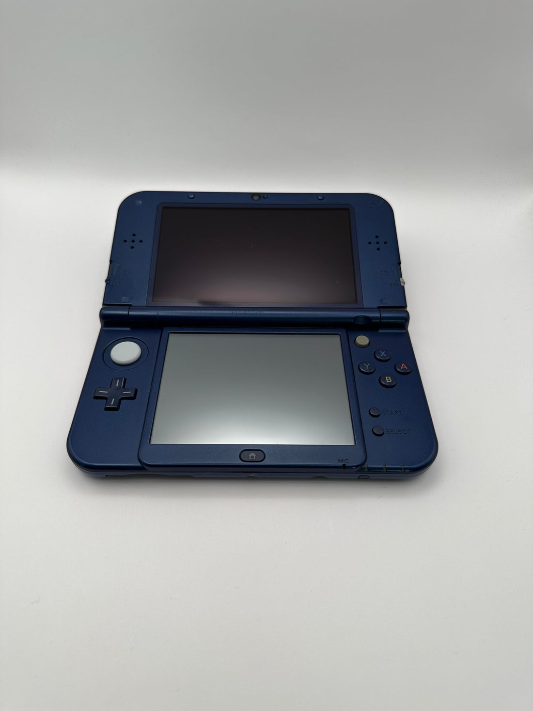 ReCollected New Nintendo 3DS XL in Blau, generalüberholte Handheld-Konsole mit Touchscreen und Tasten